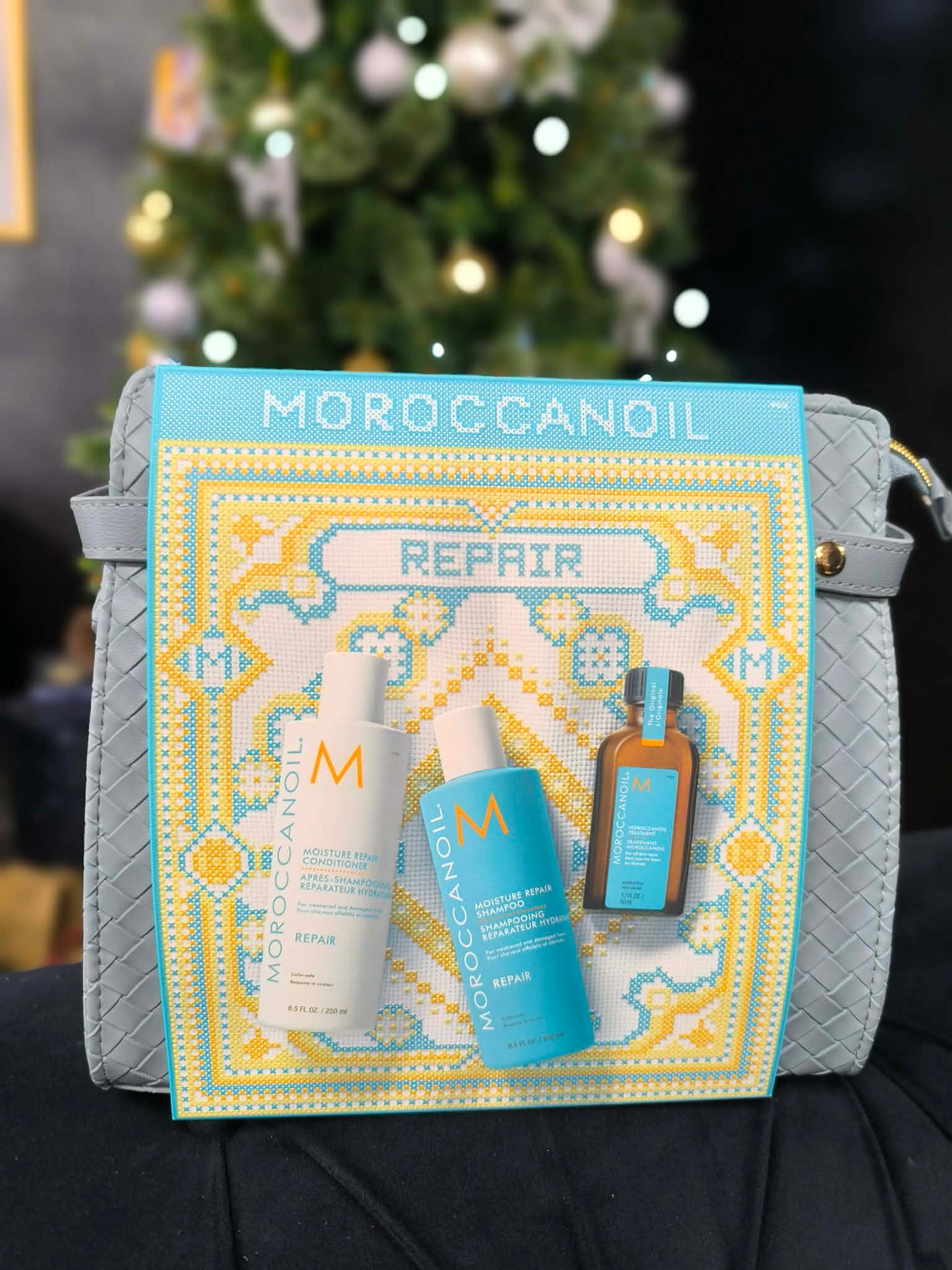 Golden Scissors Hair and Beauty Clinique